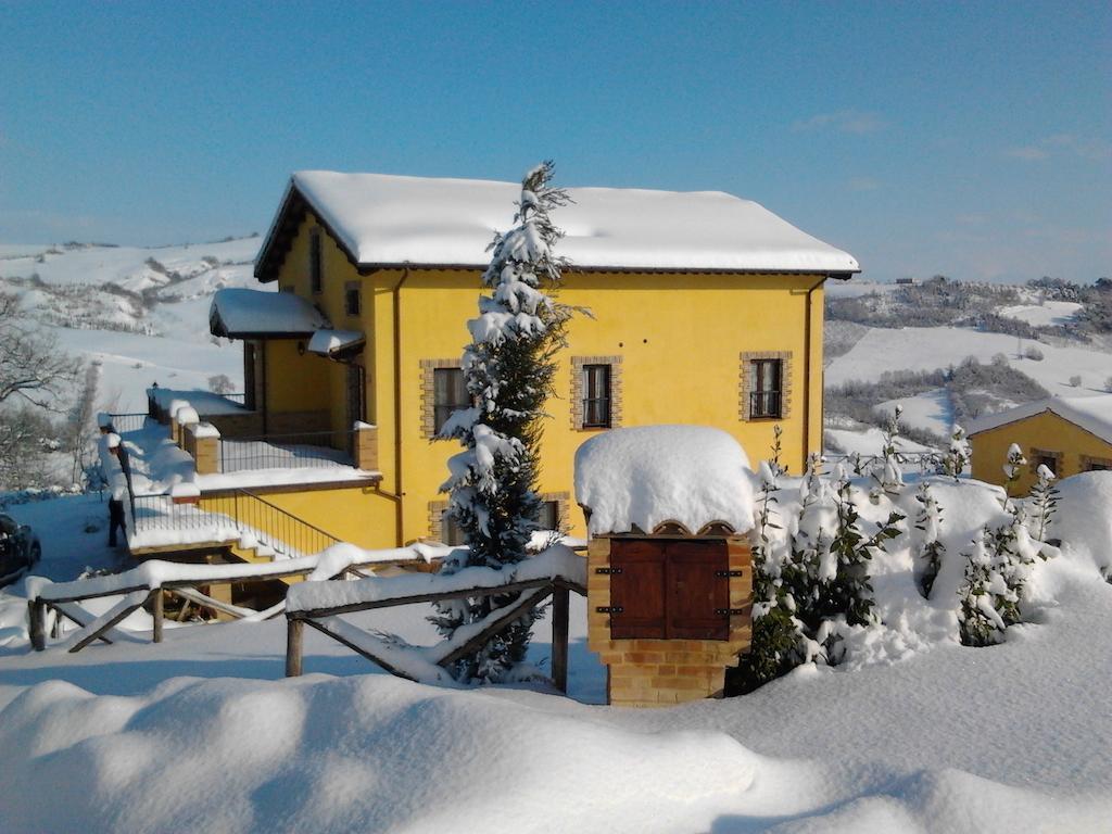 Agriturismo Tre Querce Penna San Giovanni Exterior foto